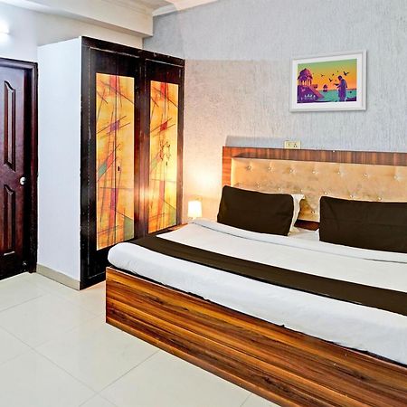 Super Hotel O Palm デヘラードゥーン エクステリア 写真